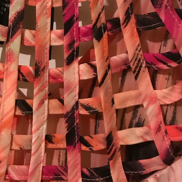 Pink/orange tank - Picture 3 of 4